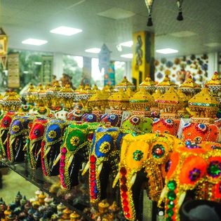 Best Place to Buy Sri Lankan Brass Items - Sala Global