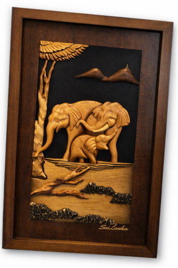 WOODEN WALL HANGER ( THUNPATHRENA )